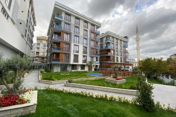 ..Готовые квартиры в Стамбуле Бейликдюзю Аднан Кахвеги
