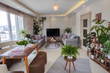 Меблированная двухуровневая квартира готова к заселению в Европейском Стамбуле